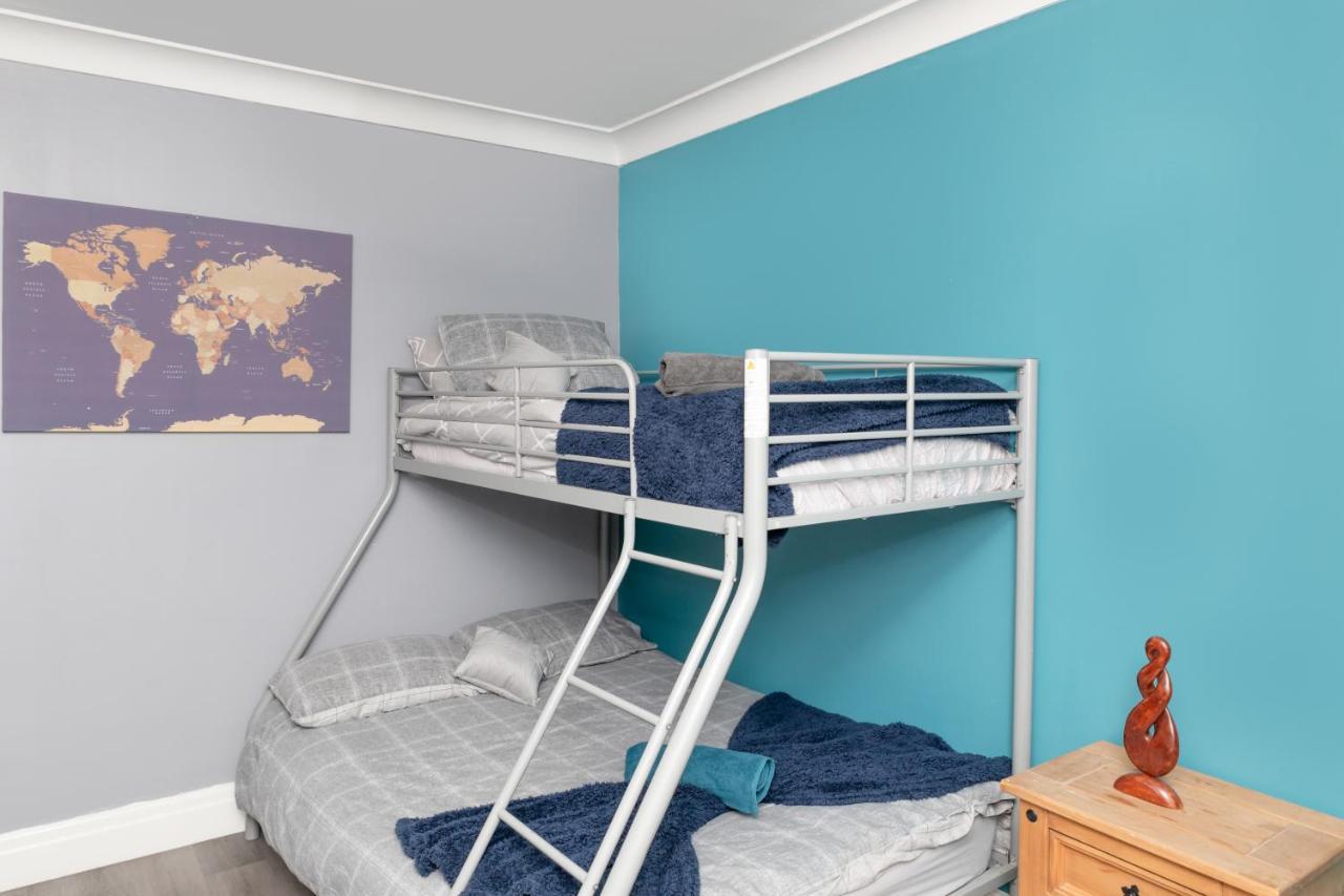 Leeds City Centre Spacious House Free Parking And Wi-Fi ภายนอก รูปภาพ