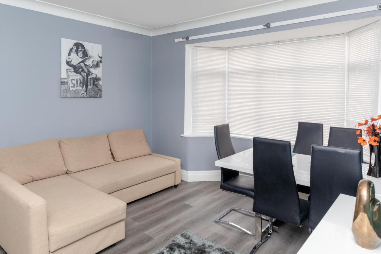 Leeds City Centre Spacious House Free Parking And Wi-Fi ภายนอก รูปภาพ