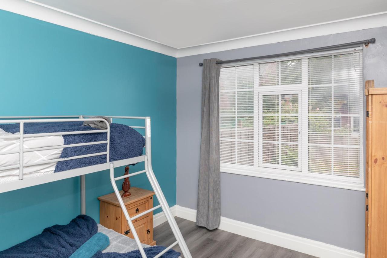 Leeds City Centre Spacious House Free Parking And Wi-Fi ภายนอก รูปภาพ