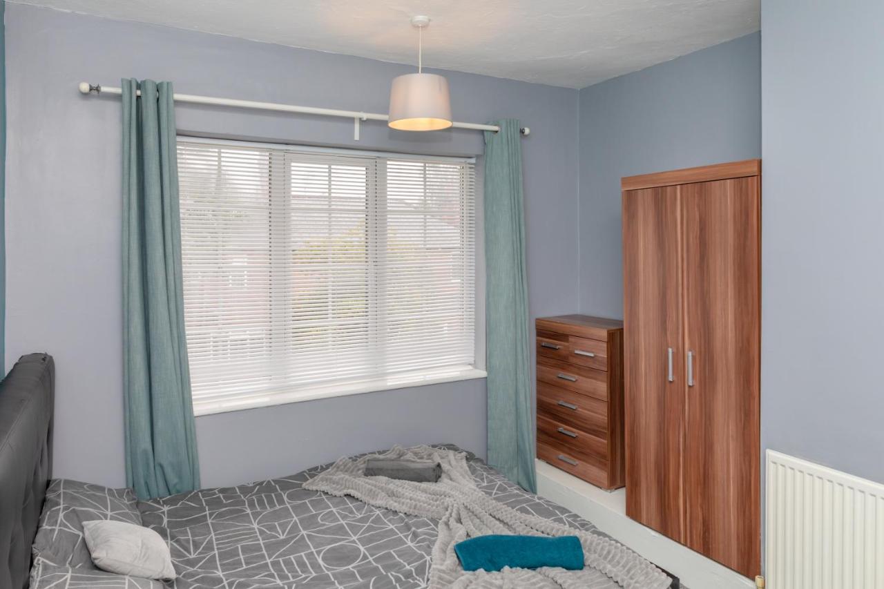 Leeds City Centre Spacious House Free Parking And Wi-Fi ภายนอก รูปภาพ